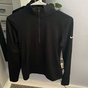 Women’s Driving-Fit Nike half zip shirt